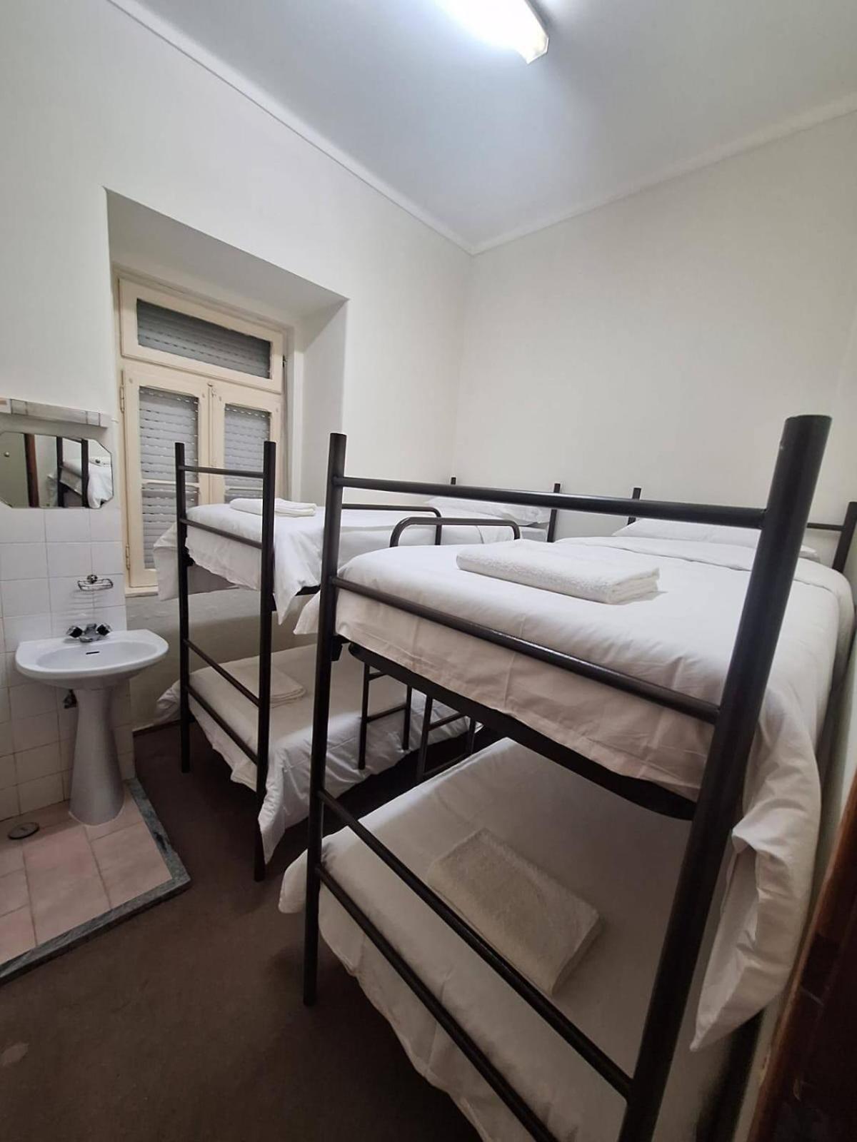 Residencial Ideal Lisbona Esterno foto